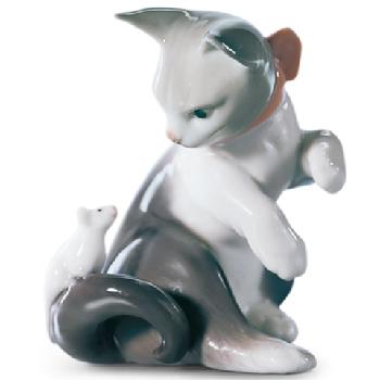 お昼寝の場所 - Lladro-Japan