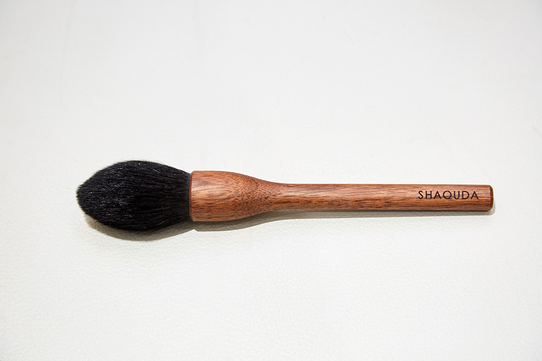 SHAQUA : Classical face Brush